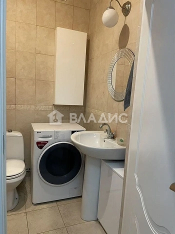 Купить трехкомнатную квартиру в Ростовской области. Вариант № 1795892, 12, площадь -  квм, цена 17200000 рублей