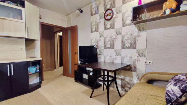 Купить квартиру в Калуге. Вариант № 6167581, 4, площадь -  квм, цена 8600000 рублей