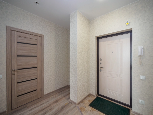 Купить однокомнатную квартиру в Омске. Вариант № 3994210, 9, площадь -  квм, цена 5999000 рублей