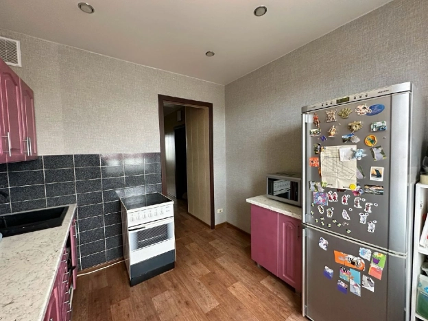 Купить многокомнатную квартиру в Бийске. Вариант № 19586, 8, площадь -  квм, цена 6999000 рублей