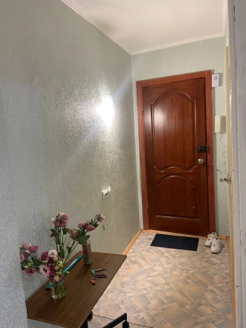 Купить квартиру в Тобольске. Вариант № 8002420, 12, площадь -  квм, цена 3700000 рублей