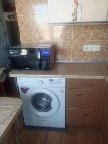 Купить трехкомнатную квартиру на улице Ильи Мухачева в Бийске. Вариант № 19292, 19, площадь -  квм, цена 6600000000 рублей