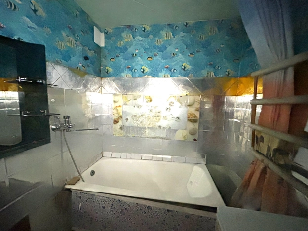 Купить двухкомнатную квартиру на улице Школьная в Калужской области. Вариант № 52159, 4, площадь -  квм, цена 2700000 рублей