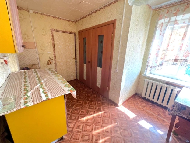 Купить двухкомнатную квартиру на улице Школьная в Калужской области. Вариант № 3833446, 0, площадь -  квм, цена 975000 рублей