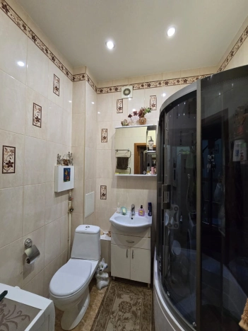 Купить квартиру на улице Кирова в Новосибирске. Вариант № 6160442, 3, площадь -  квм, цена 6200000 рублей