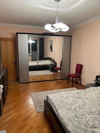 Купить квартиру в Москве. Вариант № 10132114, 12, площадь -  квм, цена 21400000 рублей