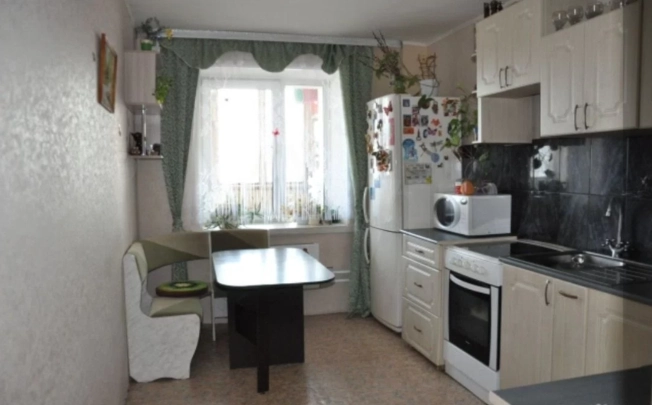 Купить квартиру в районе Заводский в Кемерове. Вариант № 3990678, 6, площадь -  квм, цена 7700000 рублей