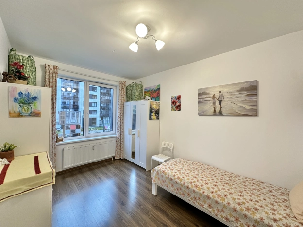 Купить двухкомнатную квартиру в районе Приморский в Санкт-Петербурге. Вариант № 8044418, 6, площадь -  квм, цена 19990000 рублей