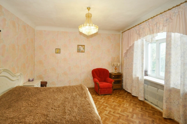 Купить трехкомнатную квартиру в районе Ленинский в Новосибирске. Вариант № 2125107, 15, площадь -  квм, цена 8500000 рублей