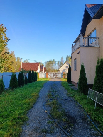 Купить дом в Москве. Вариант № 6665486, 4, площадь -  квм, цена 15000000 рублей