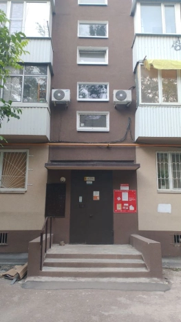 Купить двухкомнатную квартиру в Ростовской области. Вариант № 8104038, 3, площадь -  квм, цена 4400000 рублей