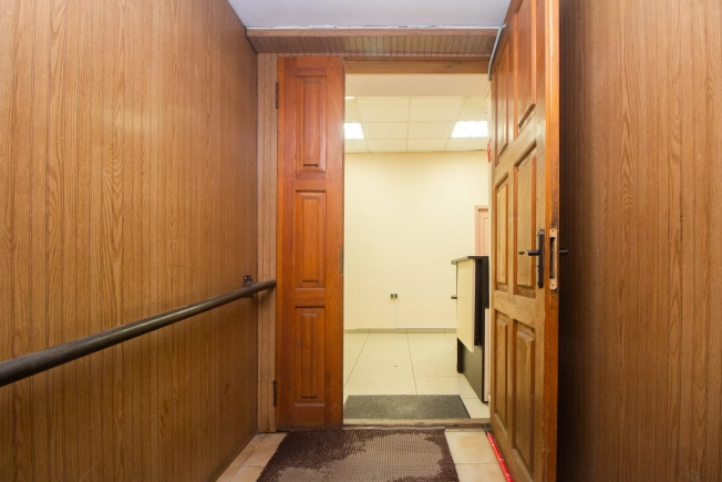 Купить коммерческую недвижимость свободного назначения у метро Бульвар Дмитрия Донского в Москве. Вариант № 8621881, 37, площадь -  квм, цена 15000000 рублей