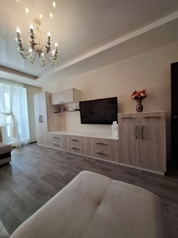 Купить квартиру на улице Нижняя Дуброва в Владимире. Вариант № 8044757, 4, площадь -  квм, цена 8285000 рублей