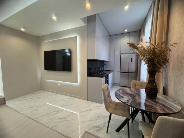 Купить двухкомнатную квартиру в Воронеже. Вариант № 6919160, 8, площадь -  квм, цена 9950000 рублей