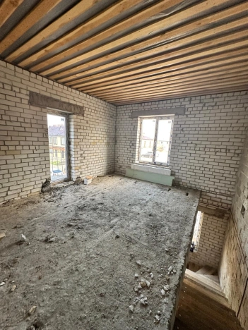 Купить трехкомнатную квартиру в Микрорайоне 8-й, Элиста в Элисте. Вариант № 420345, 2, площадь -  квм, цена 3100000 рублей