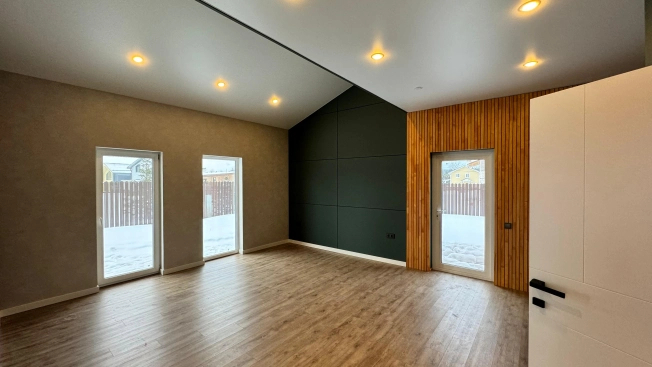 Купить дом в Санкт-Петербурге. Вариант № 14574, 15, площадь -  квм, цена 19490000 рублей