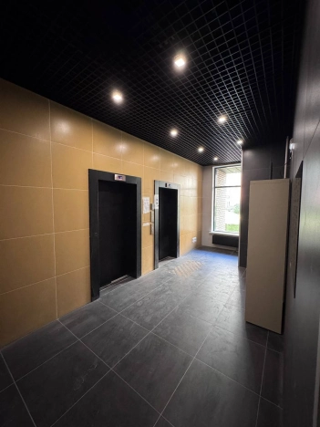 Купить квартиру в Москве. Вариант № 9893627, 6, площадь -  квм, цена 23450000 рублей