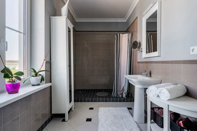 Купить дом на улице Колтушское шоссе в Всеволожске. Вариант № 39434, 25, площадь -  квм, цена 61000000 рублей