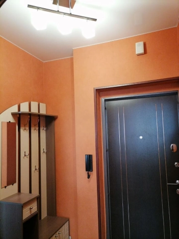 Снять квартиру у метро Площадь Маркса в Новосибирске. Вариант № 9692679, 8, площадь -  квм, цена 30000 рублей