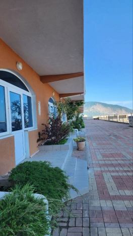 Купить трехкомнатную квартиру на улице набережная Пушкина в Республике Крым. Вариант № 16118, 12, площадь -  квм, цена 11500000 рублей