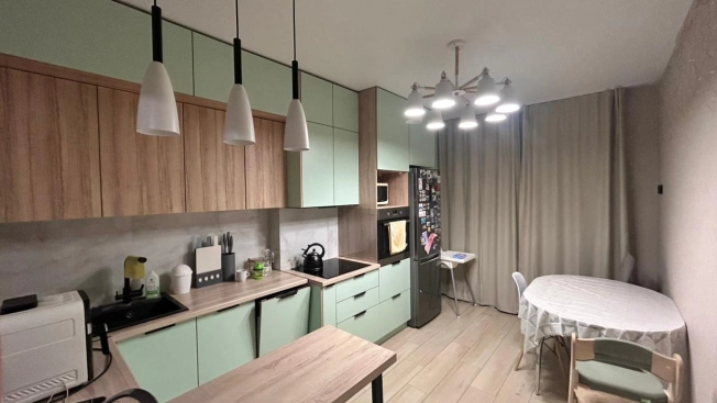 Купить трехкомнатную квартиру на улице Университетский проспект в Волгограде. Вариант № 8408295, 1, площадь -  квм, цена 9500000 рублей