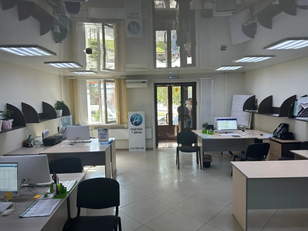 Купить коммерческую недвижимость свободного назначения у метро Площадь Маркса в Новосибирске. Вариант № 11983, 0, площадь -  квм, цена 15800000 рублей