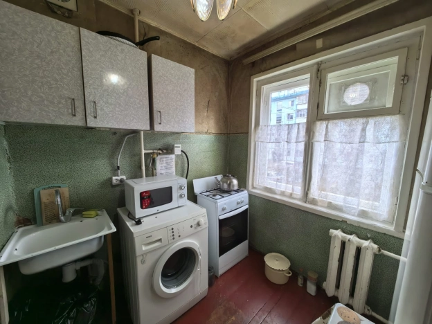 Снять квартиру в Омске. Вариант № 9269609, 5, площадь -  квм, цена 30000 рублей