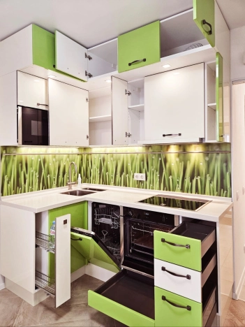 Купить квартиру в Москве. Вариант № 8328580, 26, площадь -  квм, цена 9999990 рублей