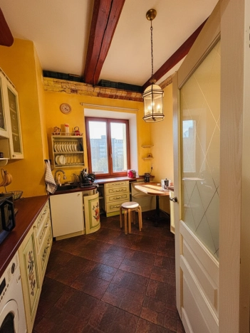 Купить квартиру в Москве. Вариант № 10097414, 5, площадь - квм, цена 30000000 рублей