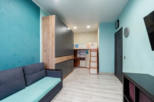 Купить однокомнатную квартиру на улице 17-я линия Васильевского острова в Санкт-Петербурге. Вариант № 9346235, 7, площадь -  квм, цена 5800000 рублей