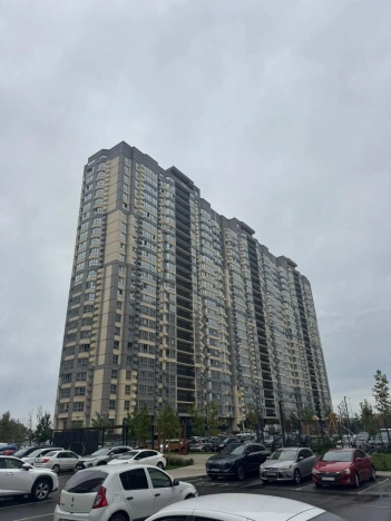 Купить однокомнатную квартиру в Краснодаре. Вариант № 9937384, 3, площадь -  квм, цена 4800000 рублей