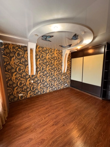 Купить трехкомнатную квартиру на улице Университетский проспект в Волгограде. Вариант № 8040357, 5, площадь -  квм, цена 7800000 рублей