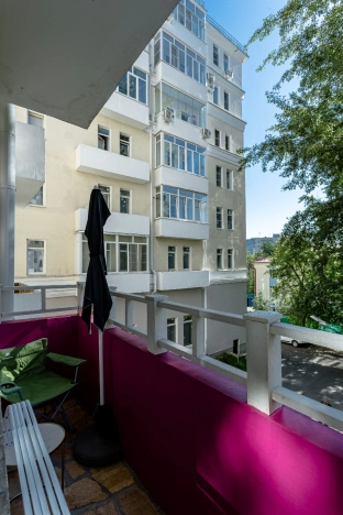 Купить квартиру в Москве. Вариант № 6154408, 18, площадь -  квм, цена 25000000 рублей