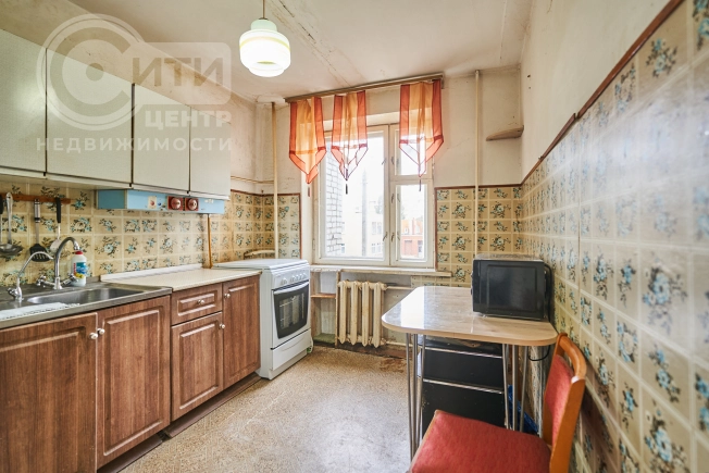 Купить трехкомнатную квартиру в Воронеже. Вариант № 2006641, 0, площадь -  квм, цена 4700000 рублей