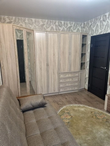 Купить однокомнатную квартиру на улице Шелепихинская набережная в Москве. Вариант № 9966243, 8, площадь -  квм, цена 8900000 рублей