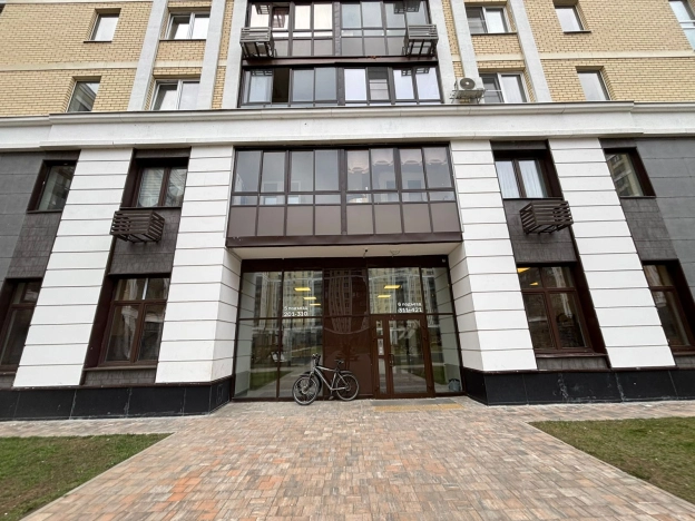 Купить квартиру у метро Бунинская аллея в Москве. Вариант № 5513560, 19, площадь -  квм, цена 7600000 рублей