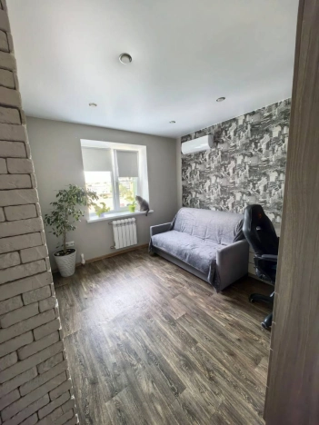 Купить четырехкомнатную квартиру в районе Дзержинский в Волгограде. Вариант № 46656, 6, площадь -  квм, цена 8700000 рублей