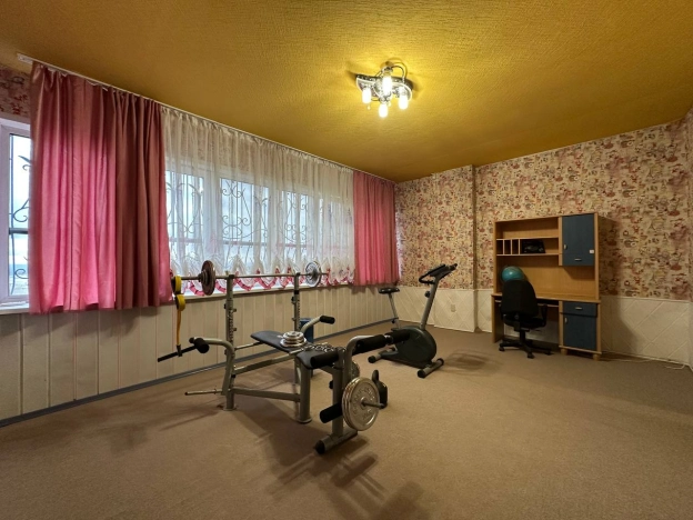 Купить четырехкомнатную квартиру в Иванове. Вариант № 19032, 32, площадь -  квм, цена 13700000 рублей