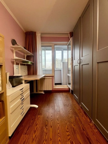 Купить трехкомнатную квартиру на улице Кленовый бульвар в Москве. Вариант № 10627867, 24, площадь -  квм, цена 18000000 рублей