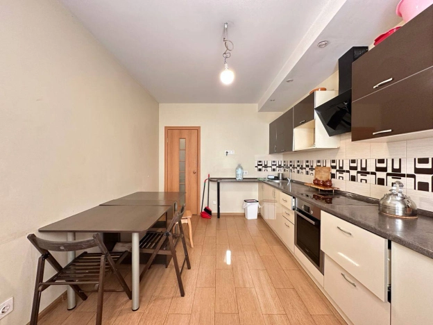 Купить двухкомнатную квартиру на улице Молодёжная в Красногорске. Вариант № 2665296, 10, площадь -  квм, цена 15800000 рублей