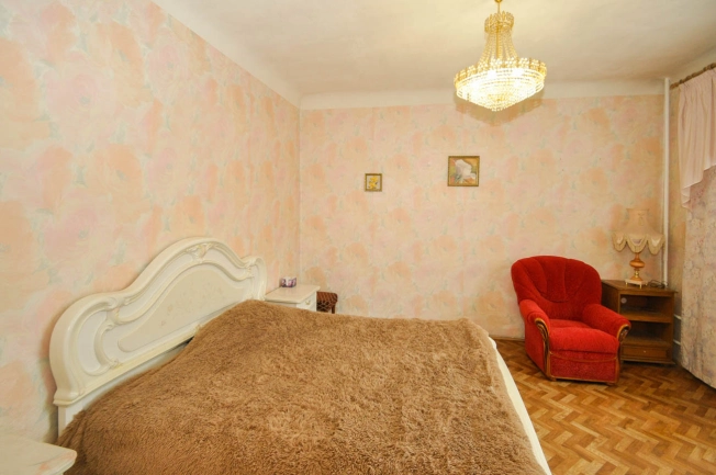 Купить трехкомнатную квартиру в районе Ленинский в Новосибирске. Вариант № 2125107, 16, площадь -  квм, цена 8500000 рублей