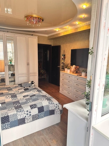 Купить квартиру на улице Комарова в Улан-Удэ. Вариант № 8535062, 8, площадь -  квм, цена 17500000 рублей