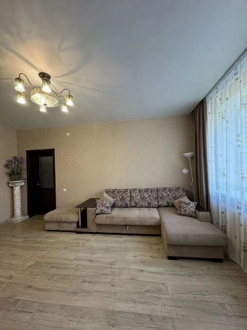 Купить квартиру в Вологодской области. Вариант № 2624707, 25, площадь -  квм, цена 9750000 рублей