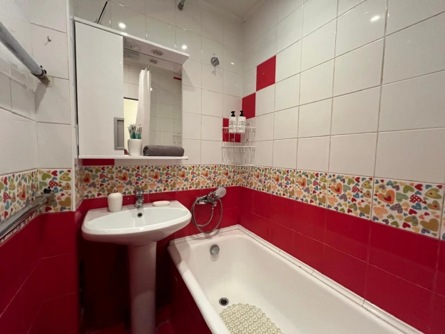 Купить квартиру в Москве. Вариант № 10419760, 16, площадь -  квм, цена 27200000 рублей