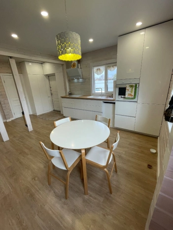 Купить дом в Новосибирске. Вариант № 2589126, 5, площадь -  квм, цена 11000000 рублей