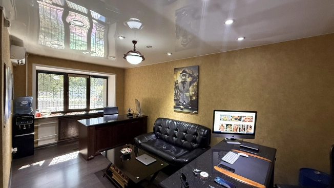 Снять коммерческую недвижимость в Новосибирске. Вариант № 2719145, 3, площадь - квм, цена 90000 рублей