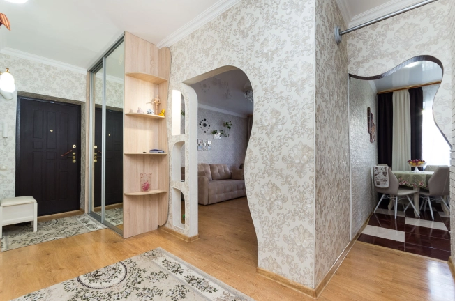 Купить двухкомнатную квартиру в Микрорайоне Менделеево, Тобольск в Тобольске. Вариант № 10208, 11, площадь -  квм, цена 3500000 рублей