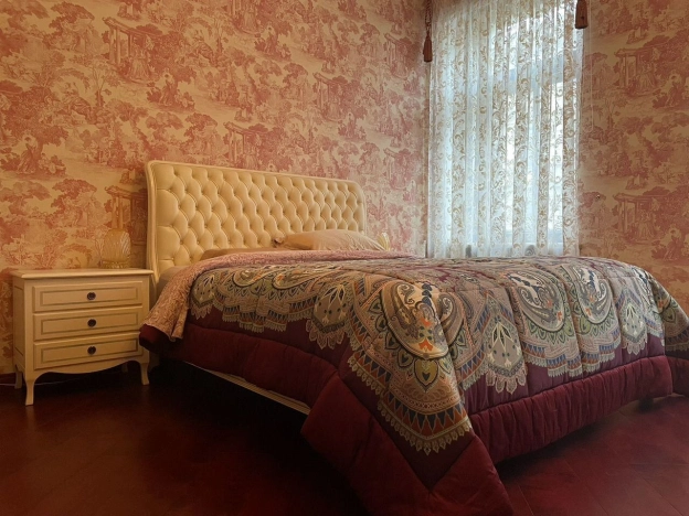 Купить пятикомнатную квартиру в Санкт-Петербурге. Вариант № 49123, 14, площадь -  квм, цена 135000000 рублей