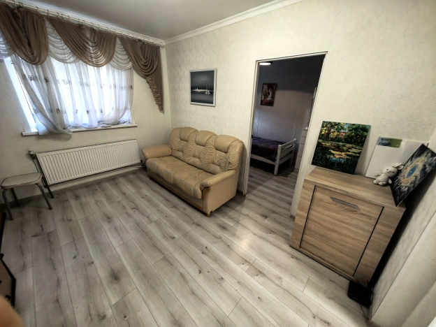 Снять квартиру в Калининграде. Вариант № 9371603, 5, площадь -  квм, цена 30000 рублей