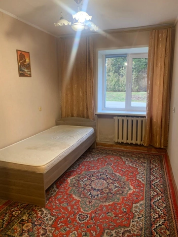 Купить двухкомнатную квартиру на улице Солнечная в Новосибирской области. Вариант № 6298871, 8, площадь -  квм, цена 3500000 рублей